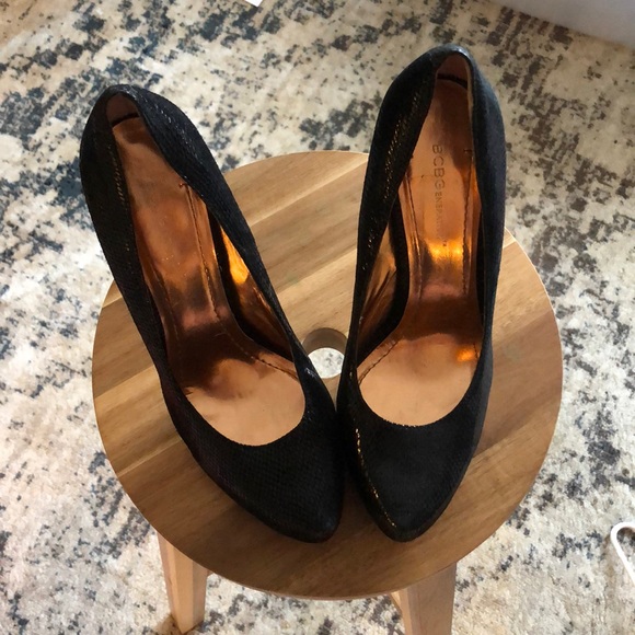 BCBGeneration Black Platform Heels - Picture 2 of 7